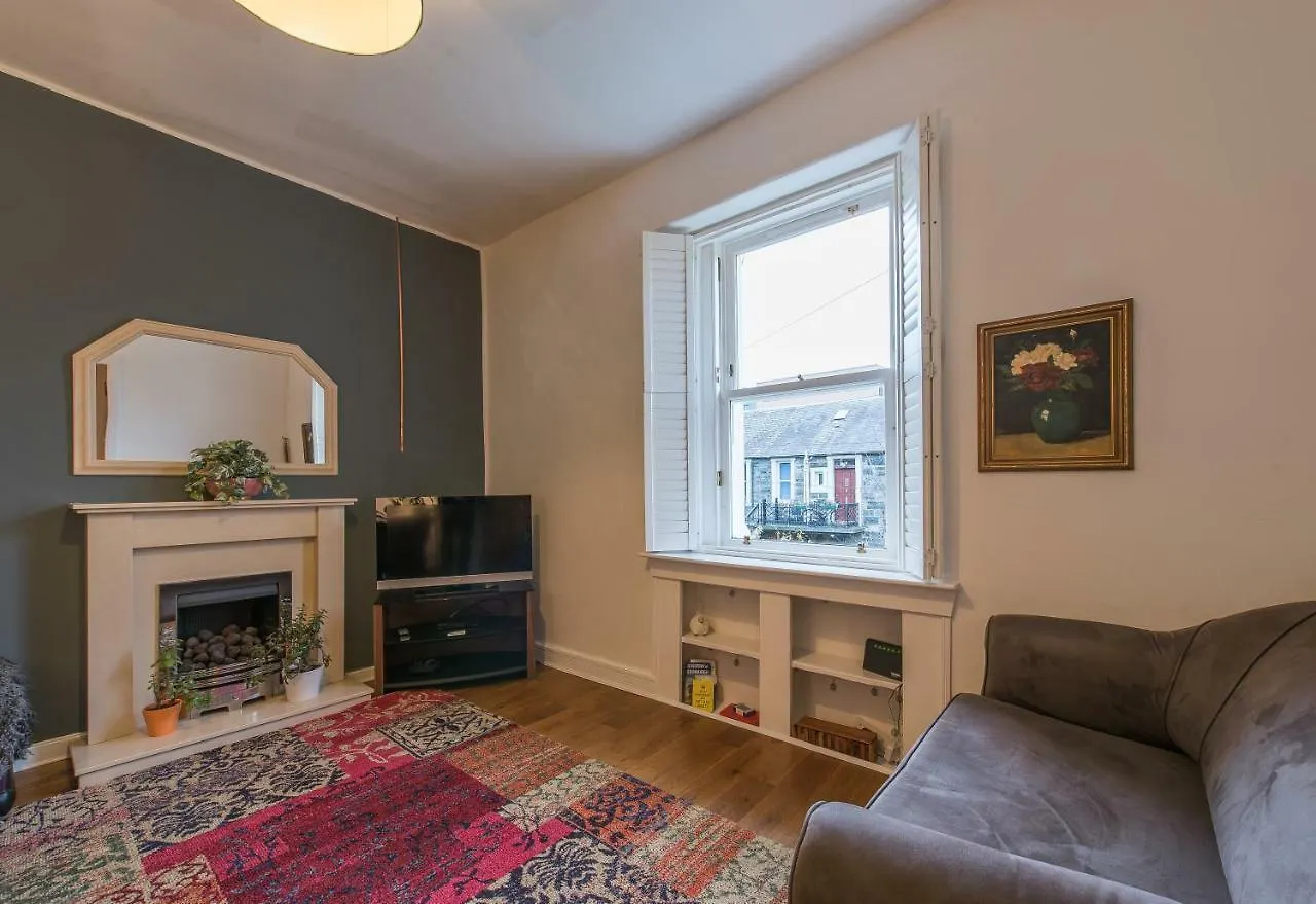 The West End Cottage Edimburgo 0*,  Reino Unido